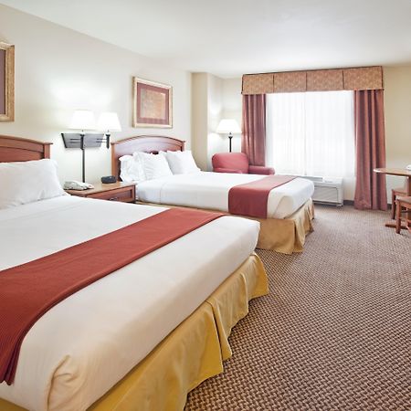 Holiday Inn Express Hotel & Suites Cedar City By Ihg Номер фото