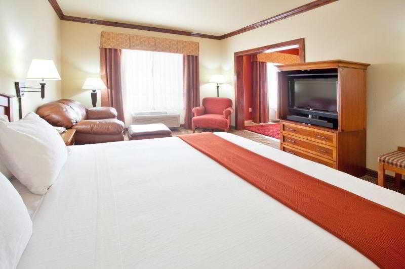 Holiday Inn Express Hotel & Suites Cedar City By Ihg Экстерьер фото