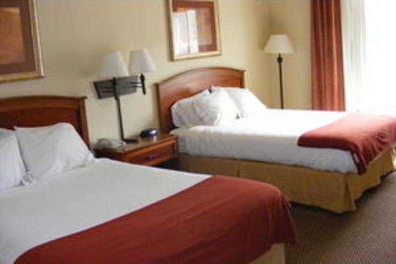 Holiday Inn Express Hotel & Suites Cedar City By Ihg Экстерьер фото
